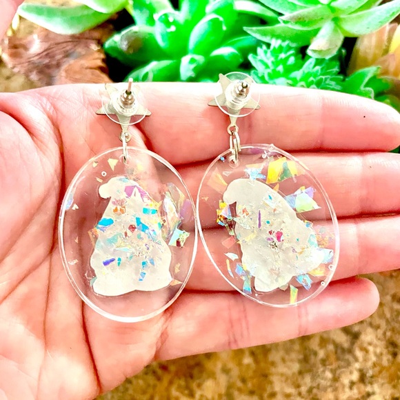 Acrylic Gnome Earrings - Picture 4 of 4